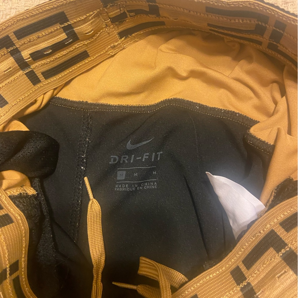 Nike Men's Dri-Fit Black Shorts - Picture 4 of 4
